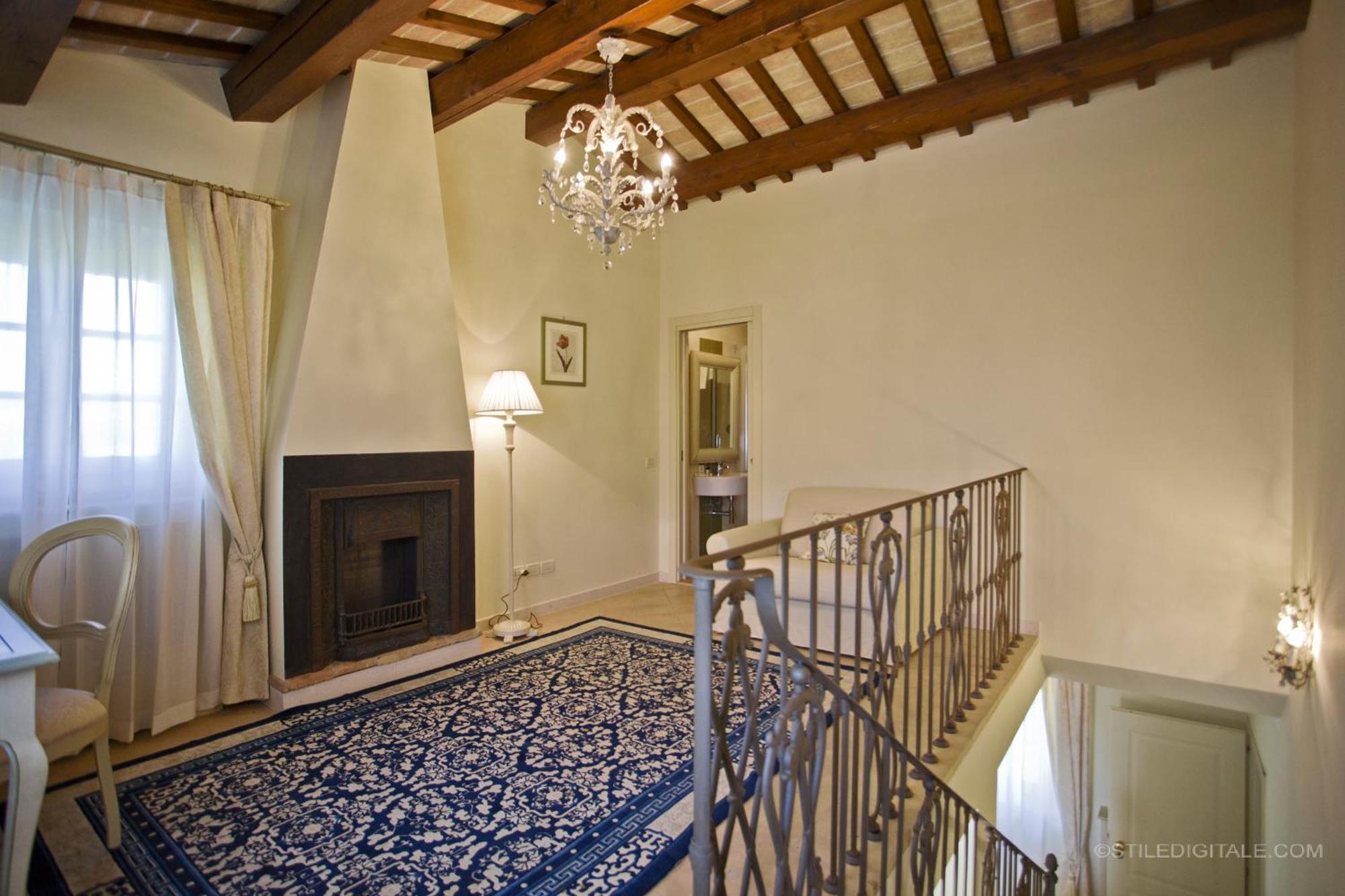 Superior King Suite